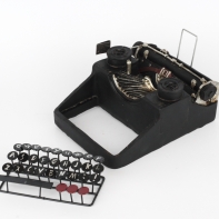 Dekorácia písací stroj 8x8x14cm