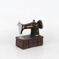 Dekorácia šijací stroj 15x8x16cm