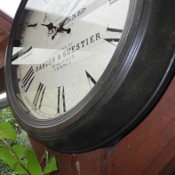 Dekoračné hodiny kovové 47 cm