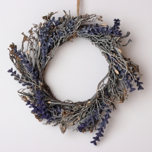 Dekoračný levanduľový veniec 23cm