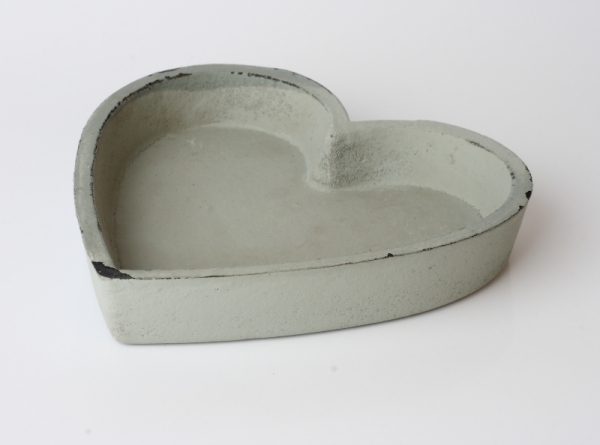 Dekoračné podnos sivé srdce 17x17cm