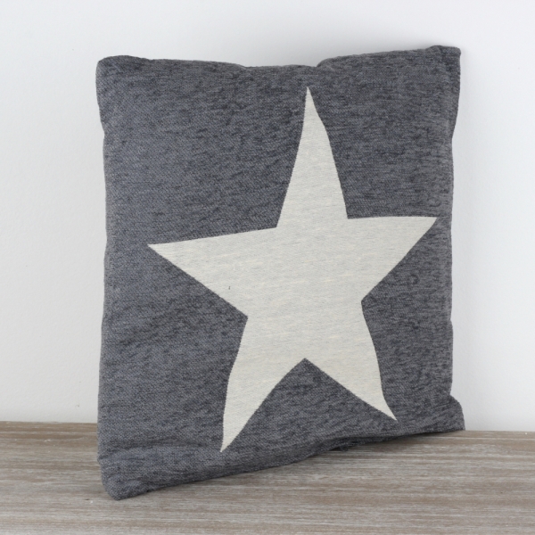 Dekoračné vankúš hviezda sivý 45x45cm