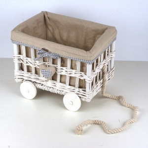 Dekoračné prútený kôš na kolieskach 38x27x21cm