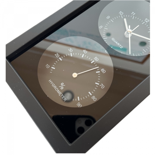 Dekoratívne interiérové ​​hodiny na stenu alebo stôl