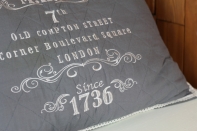 Dekoratívne vankúš s výplňou London 60x40cm