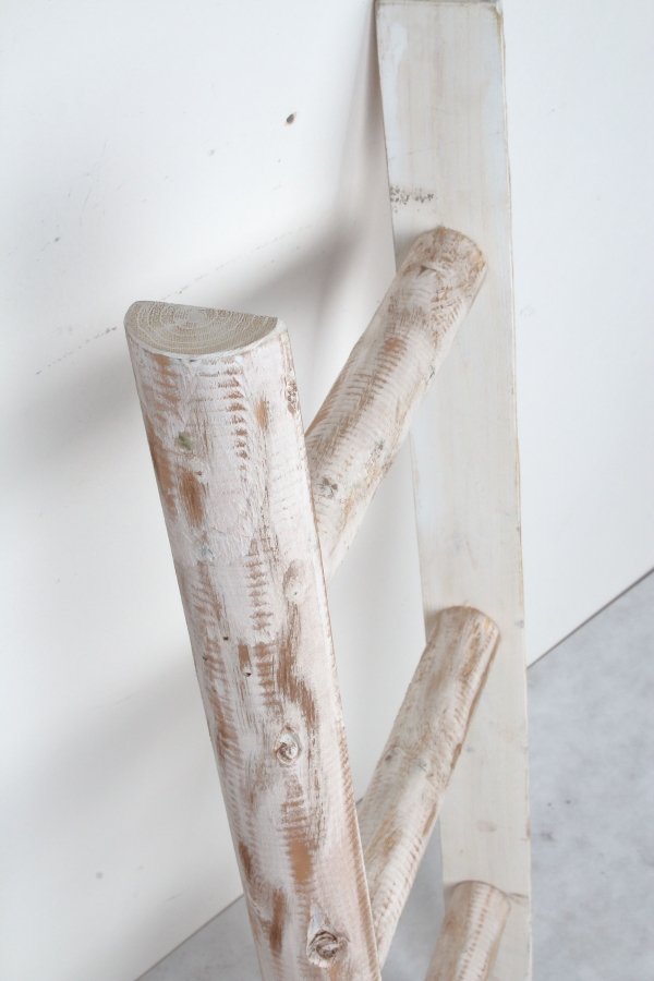 Dekoratívne rebrík biely 75cm