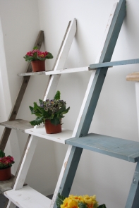 Dekoratívne rebrík / stojan na kvety biely 120 cm