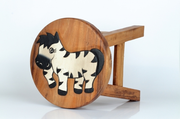 Detská drevená stolička zebra 26cm