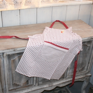 Detská kuchynská zástera s bodkami 48x56cm