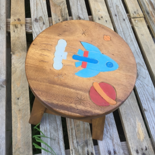 Detská stolička vesmírna raketa