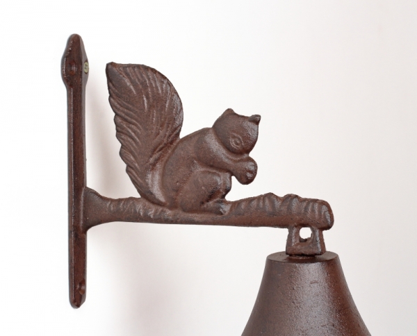 Domový zvonček liatina veverička 22x22cm