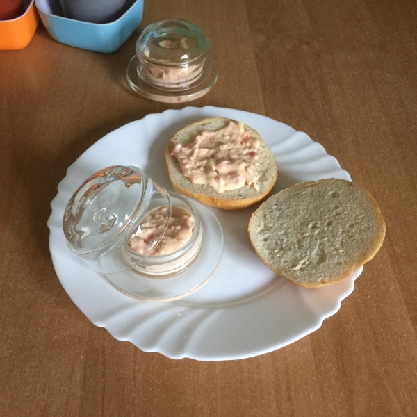 Dóza na maslo / marmeládu sklenena Abeille v.4,9cm