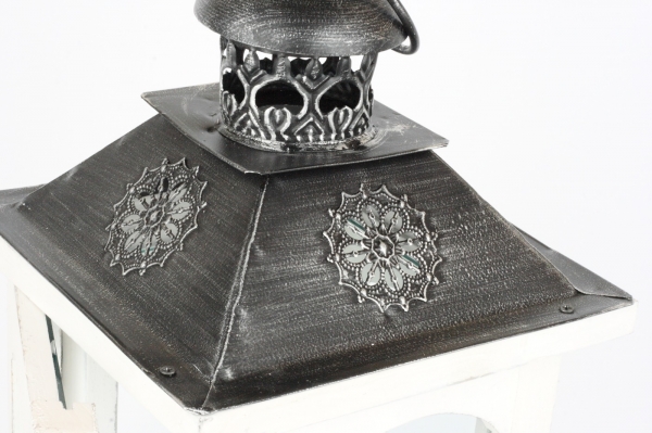 Drevená biela lucerna s tmavou strieškou 40cm