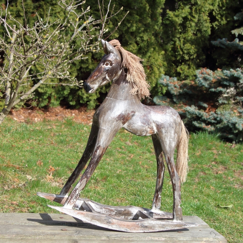 Drevená dekorácia hojdací koník 48cm