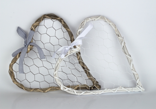 Drevená dekorácia / nástenka srdce prírodný 38×46×2cm