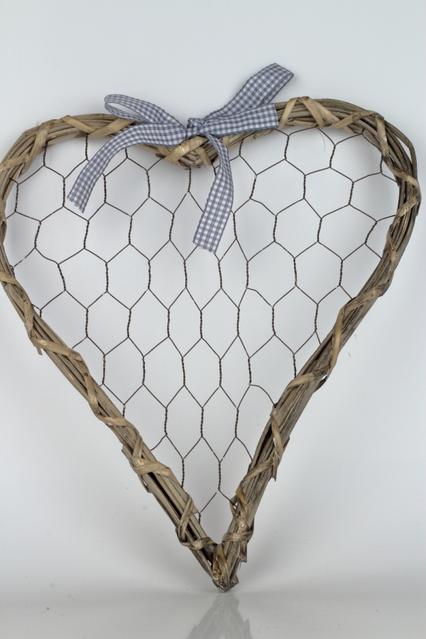 Drevená dekorácia / nástenka srdce prírodný 38×46×2cm