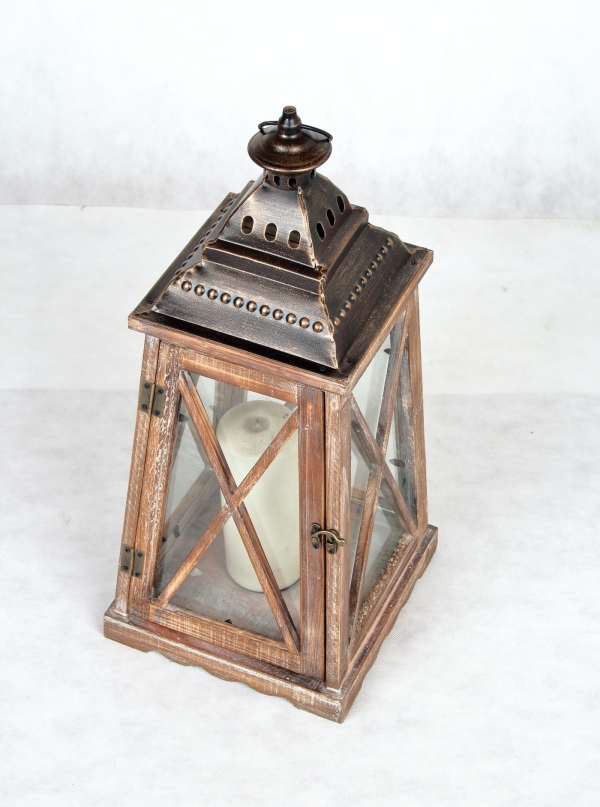 Drevená dekoračná lucerna stredná 24x24x60cm