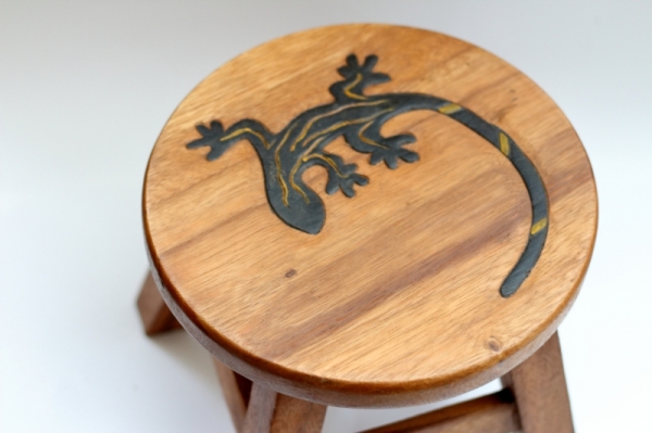 Drevená detská stolička jašterica