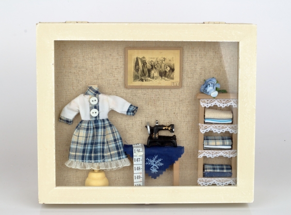 Drevená kazeta na šitie 