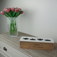 Drevená krabička na čaj motív konvičiek