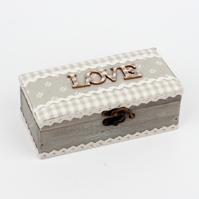 Drevená krabička s textilným vekom LOVE 9x18x7,5cm