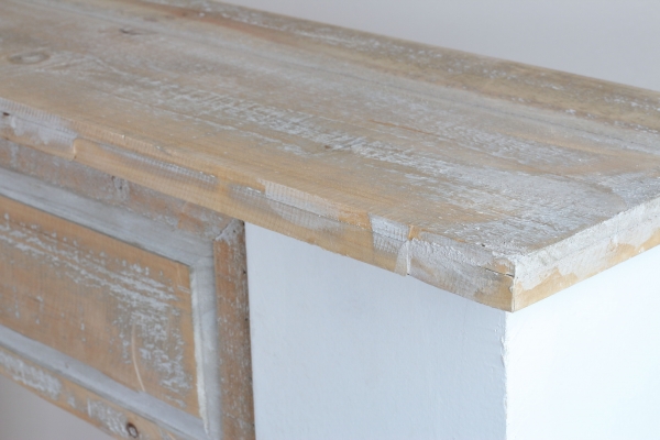 Drevená krbová římsa s prírodnou doskou 115x100x23cm