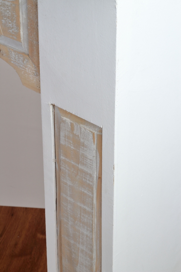 Drevená krbová římsa s prírodnou doskou 115x100x23cm