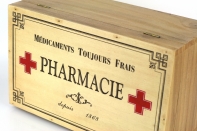 Drevená lekárnička Pharmacie 30x18cm