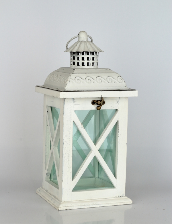 Drevená lucerna biela s kovovou strieškou 15,5x15,5x35,5cm