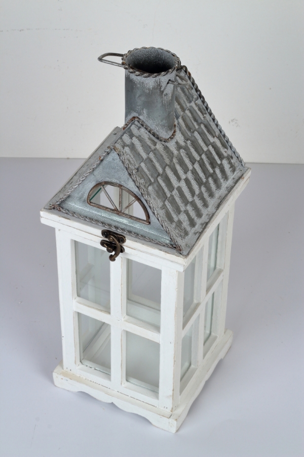 Drevená lucerna biely domček 82cm