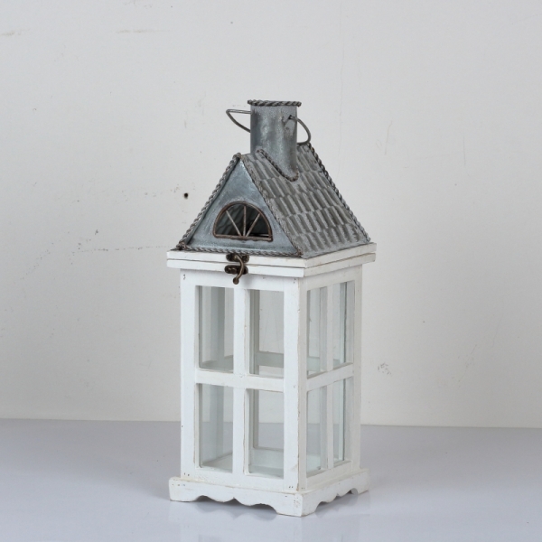 Drevená lucerna biely domček 82cm