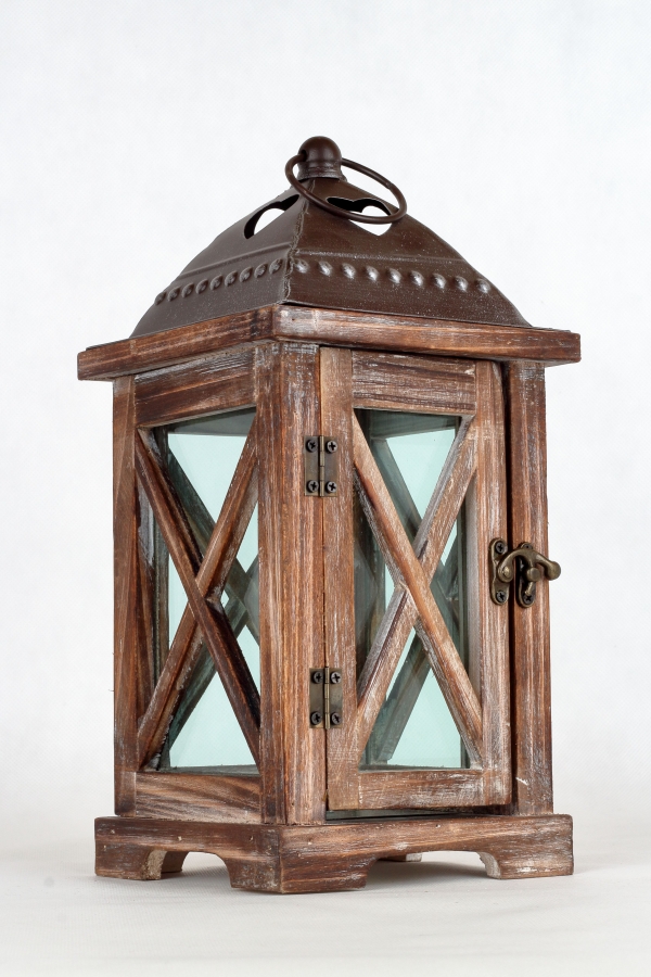 Drevená lucerna hnedá 32cm