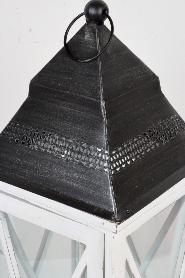 Drevená lucerna kónická biela 77cm