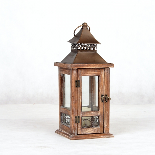 Drevená lucerna na sviečku malá 16x16x43cm