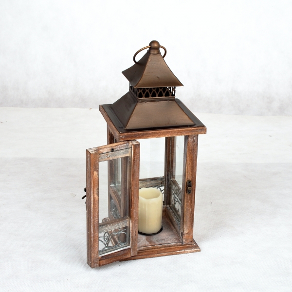 Drevená lucerna na sviečku malá 16x16x43cm
