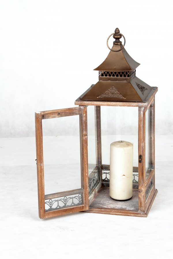Drevená lucerna na sviečku veľká 23x23x64cm