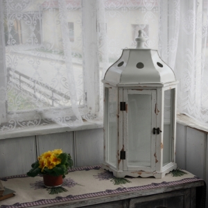 Drevená lampáš na stenu 60 cm