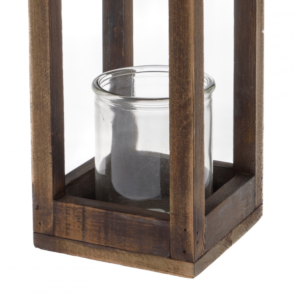 Drevený lampáš pod pergolu