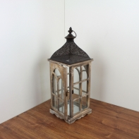 Drevená lucerna s kovovou strieškou 58cm