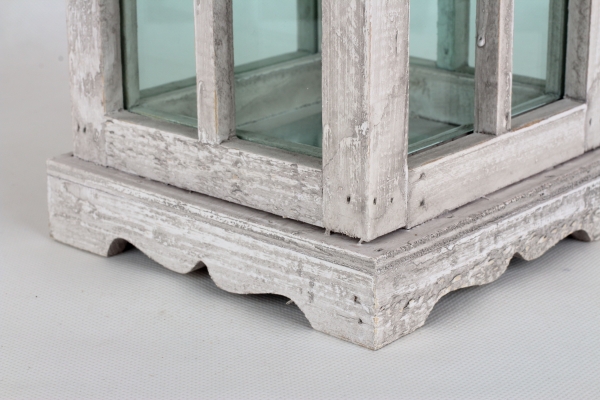 Drevená lampáš so srdcom šedá 17x17x45cm