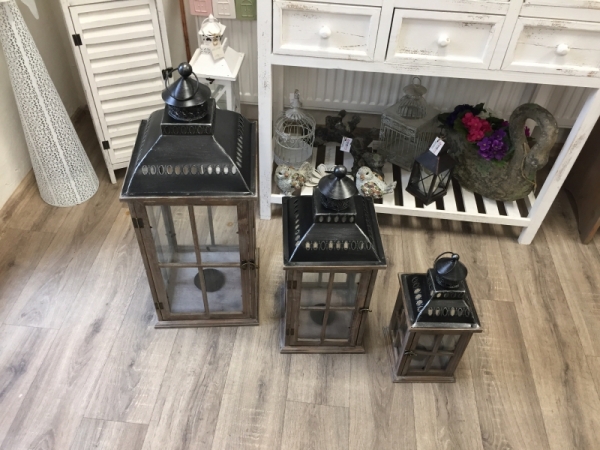 Drevená lucerna stredná 58cm