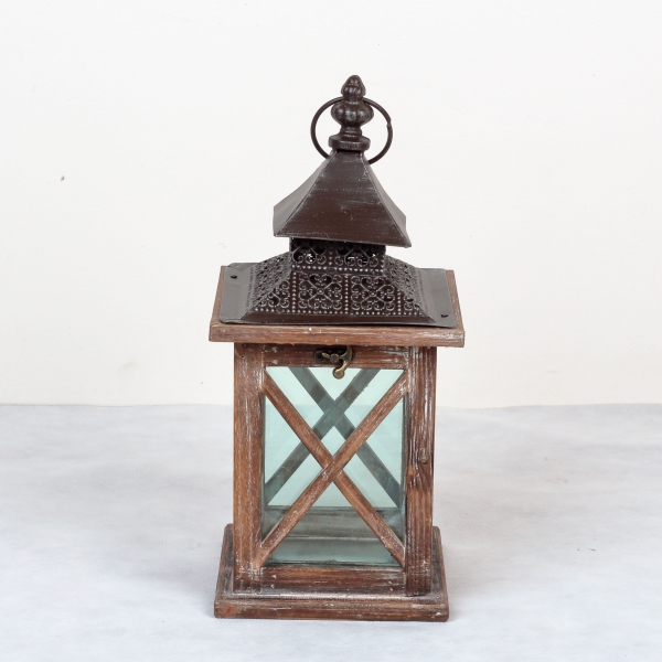 Drevená lucerna tmavá s kovovou strieškou 36cm