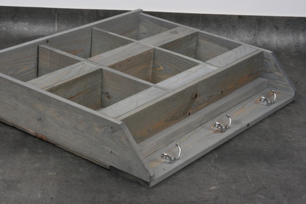 Drevená nástenná polica - organizér 57,3x11,0x47,2cm