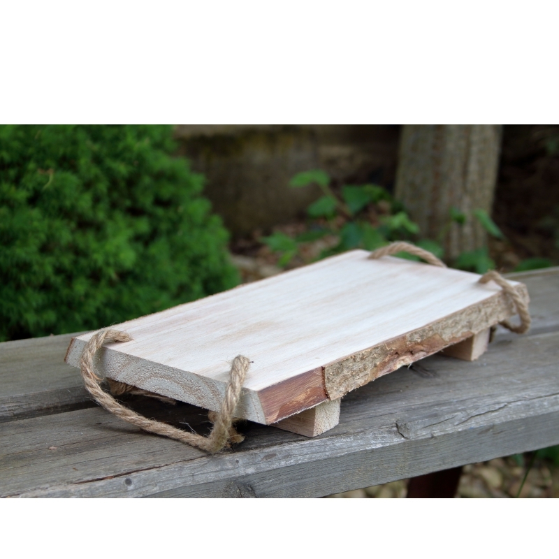 Drevená polica na dekorácie 34cm