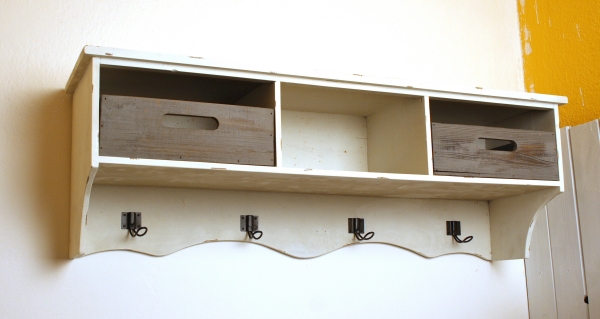 Drevená polička s dvoma šuplíkmi 96cm 