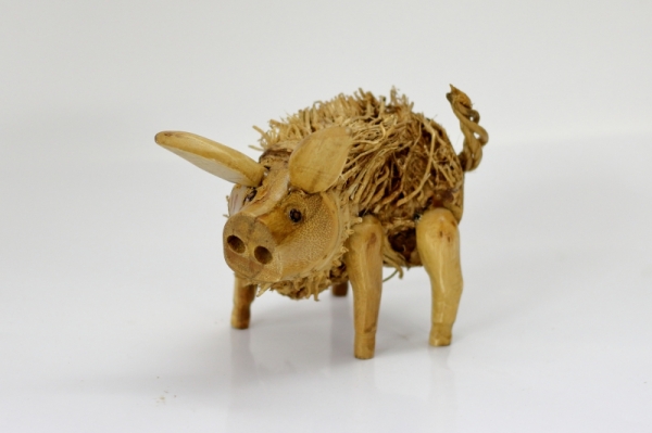 Drevená socha prasiatko Pepík