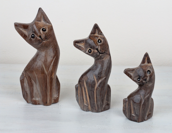 Drevená soška mačka hnedá 15/13/10cm  (sada 3ks)