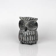 Drevená soška sova šedá 16cm