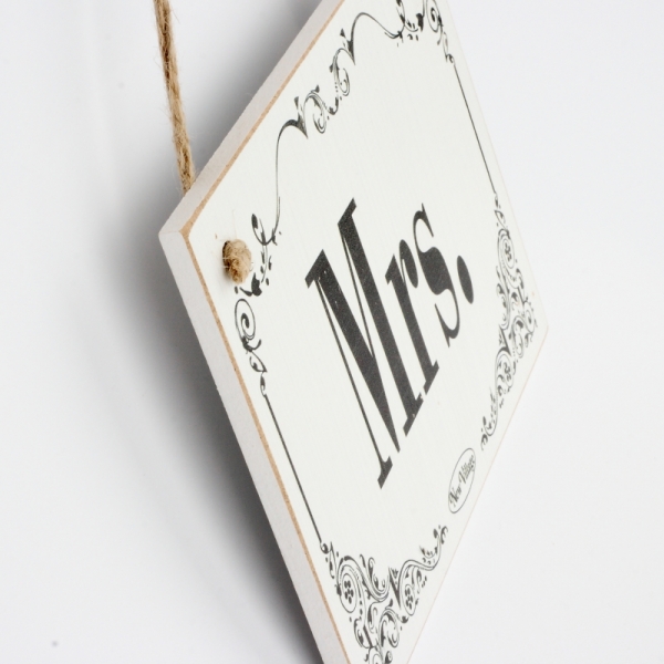 Drevená svadobná ceduľa Mrs. 20x15cm