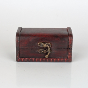 Drevená truhla 12x8x8cm